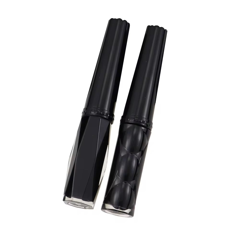 Liquid Eyeliner-Delineador líquido negro